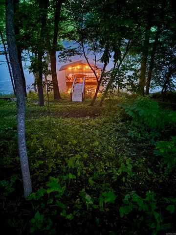 107 River Place Drive, Pangburn, AR 72121