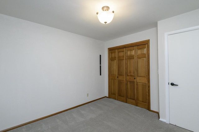 W143N8317 Oxford STREET, Menomonee Falls, WI 53051
