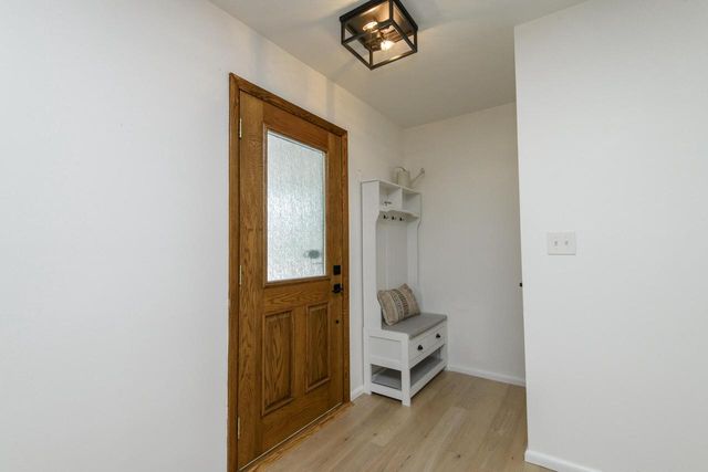W143N8317 Oxford STREET, Menomonee Falls, WI 53051