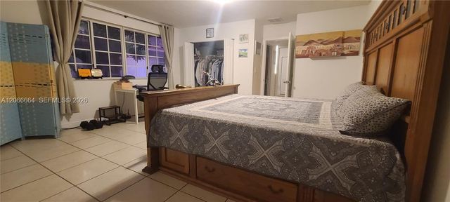2884 SW 36th Avenue, Miami, FL 33133