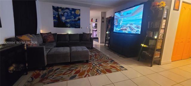 2884 SW 36th Avenue, Miami, FL 33133