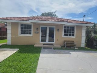 2884 SW 36th Avenue, Miami, FL 33133