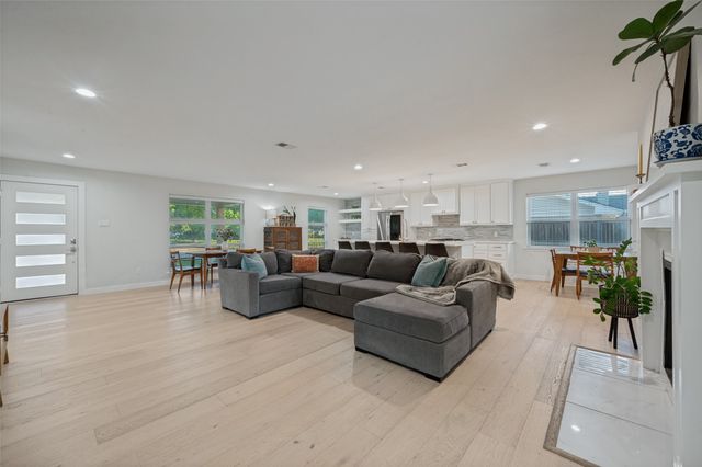 3137 Sombrero Drive, Dallas, TX 75229