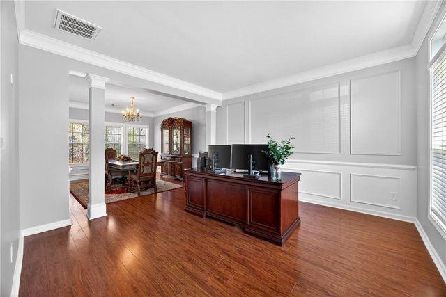 1322 Melrose Woods LN, Lawrenceville, GA 30045