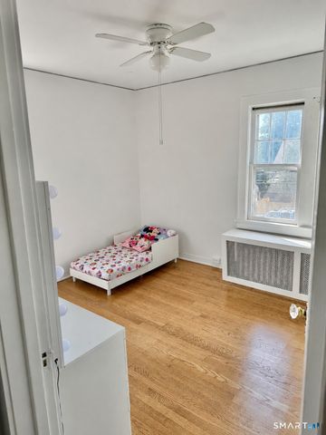 15 Thames Street, Norwalk, CT 06851