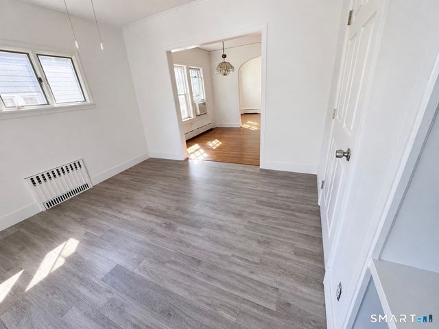 15 Thames Street, Norwalk, CT 06851