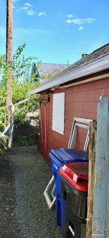 15 Thames Street, Norwalk, CT 06851