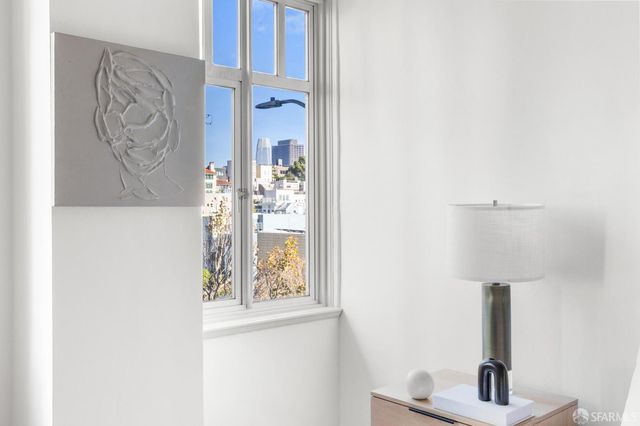 1101 Green Street 204, San Francisco, CA 94109