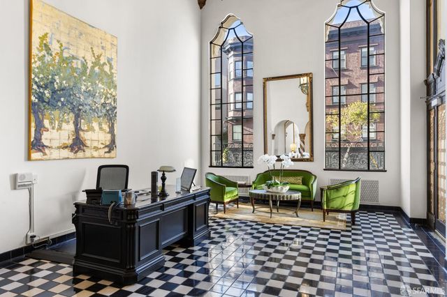 1101 Green Street 204, San Francisco, CA 94109