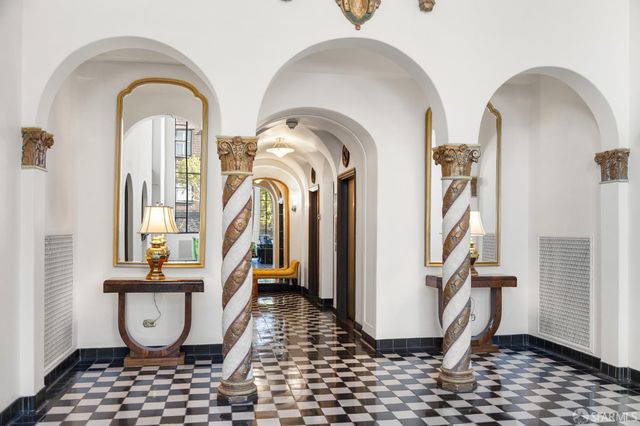 1101 Green Street 204, San Francisco, CA 94109
