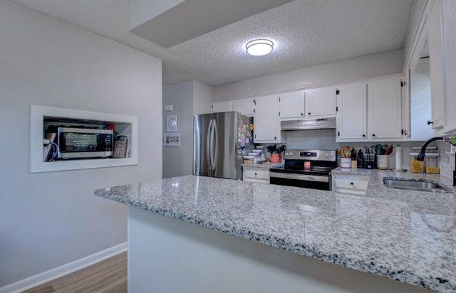 5800 Foxboro, North Little Rock, AR 72118