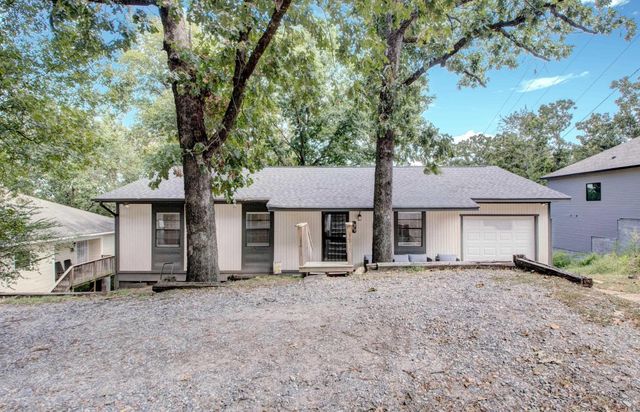 5800 Foxboro, North Little Rock, AR 72118