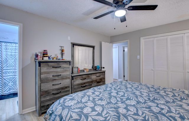 5800 Foxboro, North Little Rock, AR 72118
