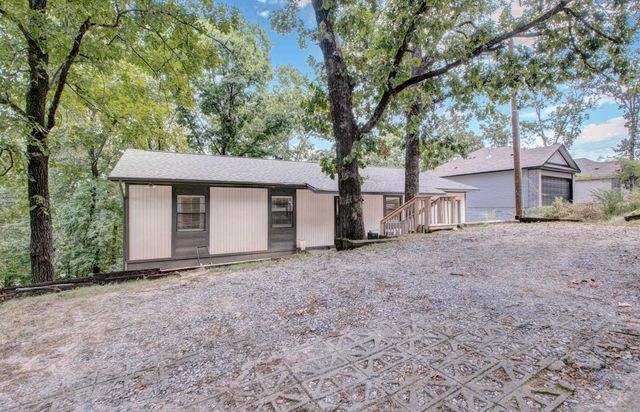 5800 Foxboro, North Little Rock, AR 72118