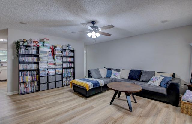 5800 Foxboro, North Little Rock, AR 72118