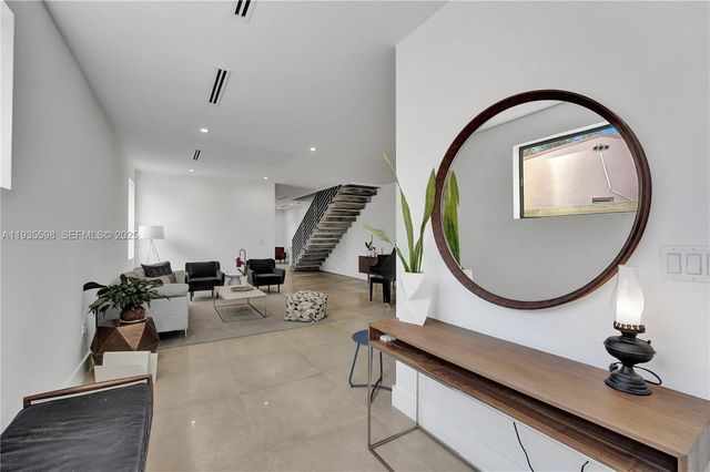 3465 SW 3rd Ave, Miami, FL 33145