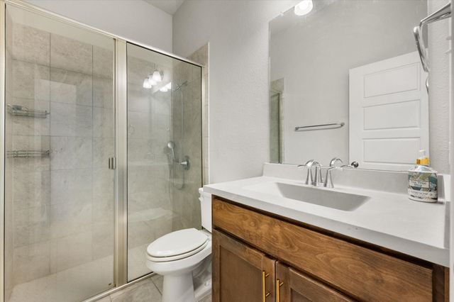 2900 Bluff Creek Drive, Mansfield, TX 76063