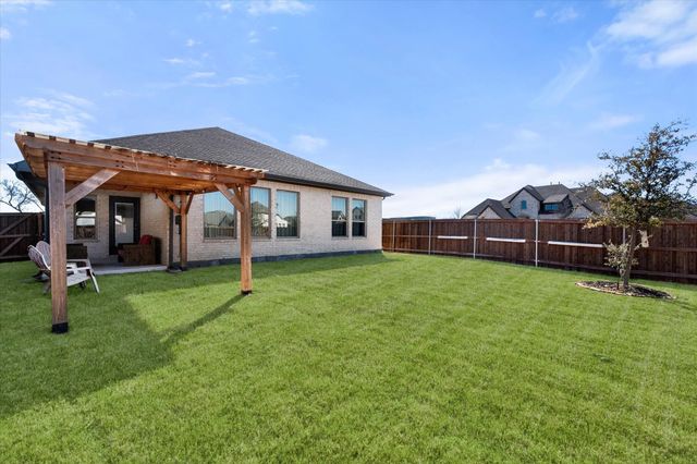 2900 Bluff Creek Drive, Mansfield, TX 76063