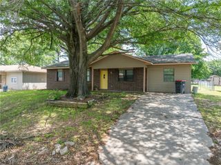113 S 45th Street, Van Buren, AR 72956