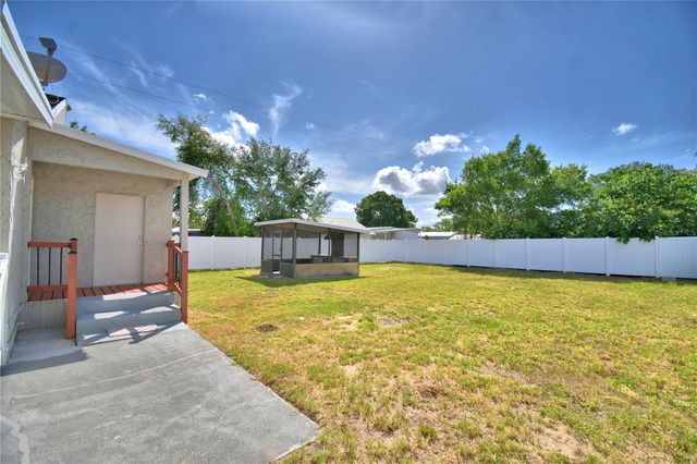 208 CENTER STREET, Auburndale, FL 33823