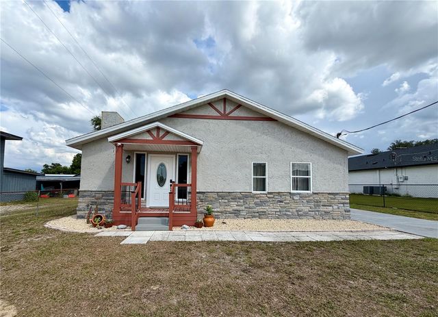 208 CENTER STREET, Auburndale, FL 33823