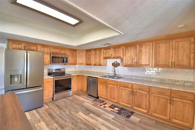208 CENTER STREET, Auburndale, FL 33823