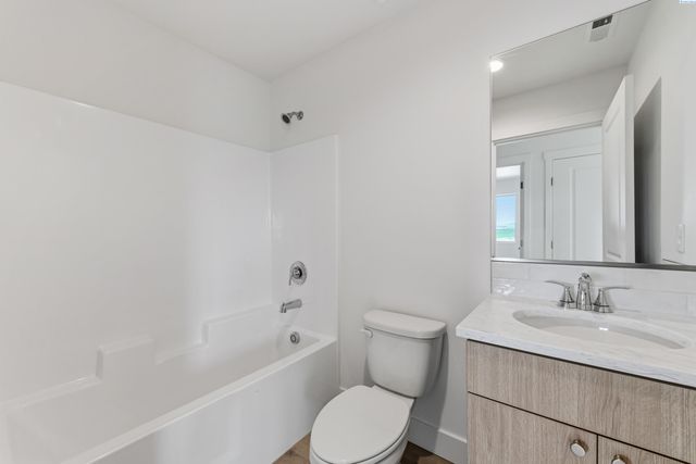 302 Kraus Ct, West Richland, WA 99353