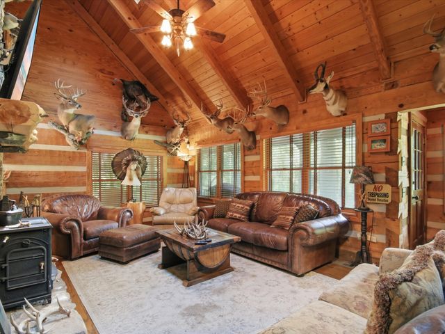 168 Sherfield Rd, Fayetteville, TN 37334