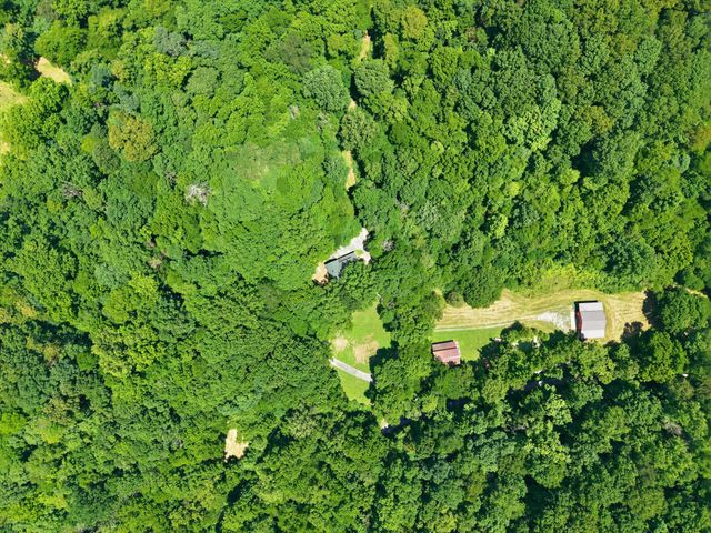 168 Sherfield Rd, Fayetteville, TN 37334