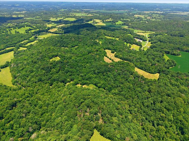 168 Sherfield Rd, Fayetteville, TN 37334