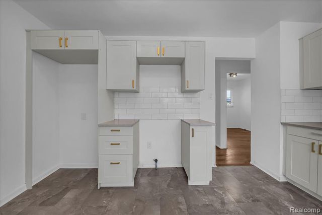 20574 Rutherford Street, Detroit, MI 48235