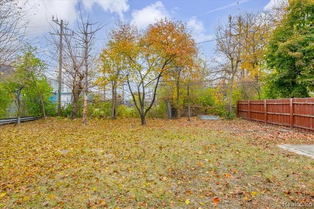 20574 Rutherford Street, Detroit, MI 48235