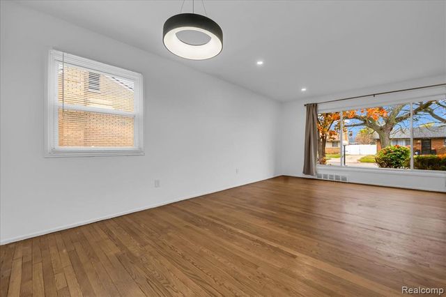 20574 Rutherford Street, Detroit, MI 48235