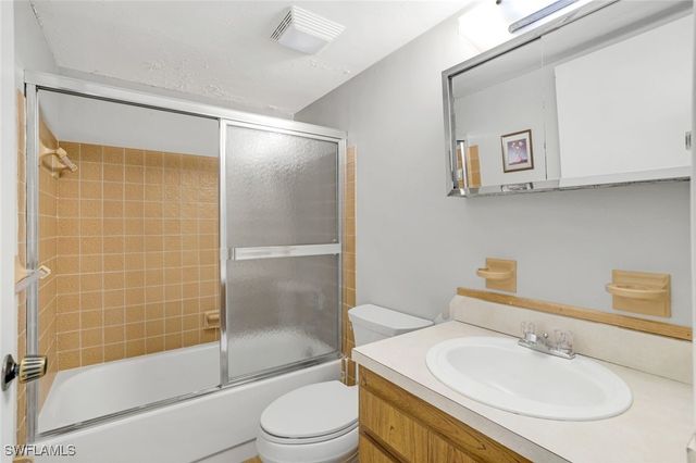 35 GREENBRIER ST 6-102, Marco Island, FL 34145