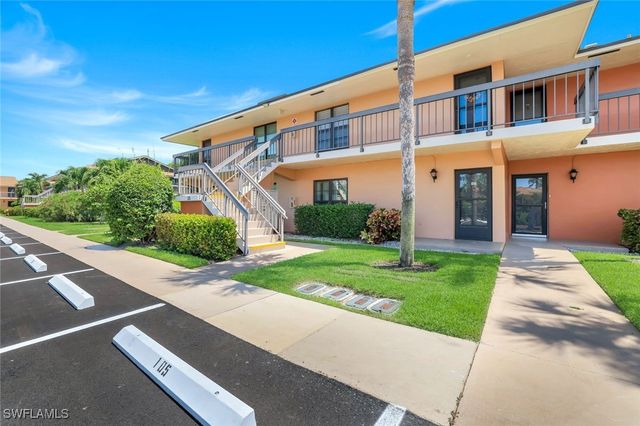 35 GREENBRIER ST 6-102, Marco Island, FL 34145