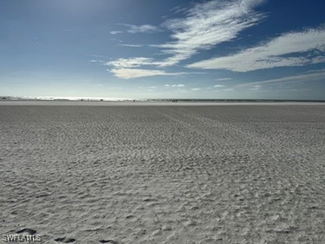 35 GREENBRIER ST 6-102, Marco Island, FL 34145