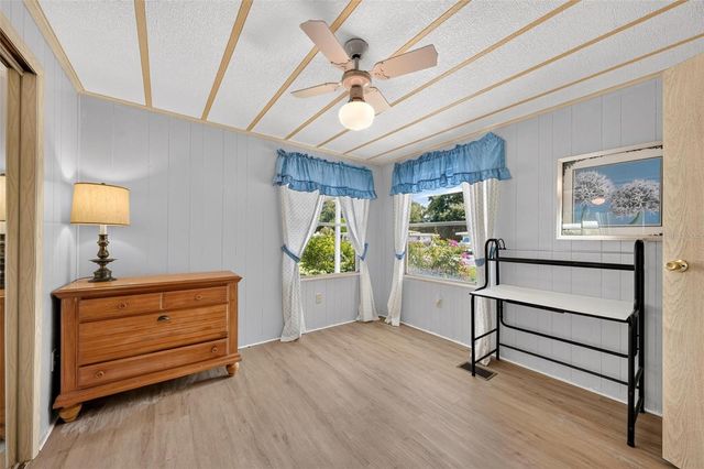 709 BENGAL AVENUE, Tavares, FL 32778