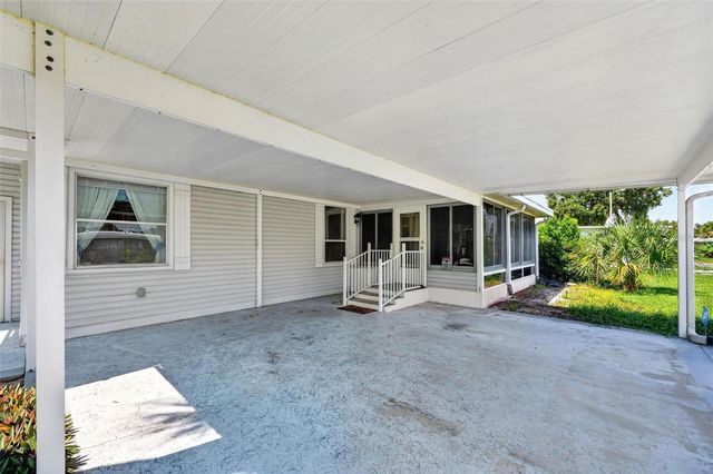 709 BENGAL AVENUE, Tavares, FL 32778