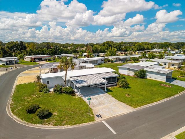 709 BENGAL AVENUE, Tavares, FL 32778