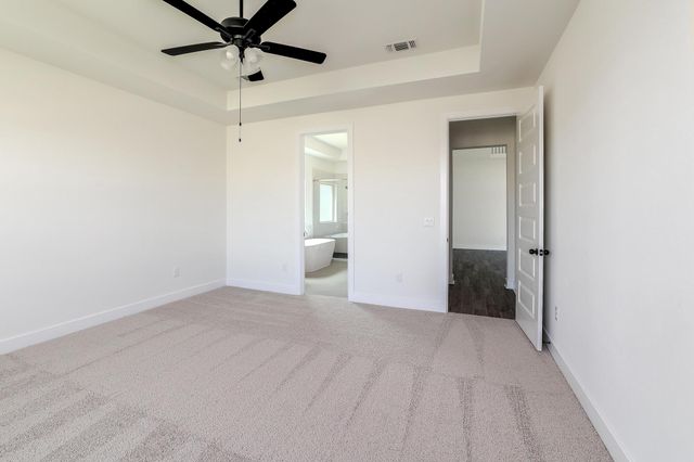 8004 Royal Mint CV, Lago Vista, TX 78645