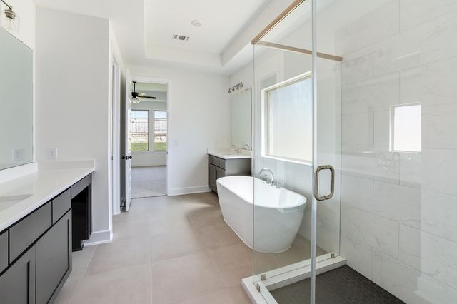 8004 Royal Mint CV, Lago Vista, TX 78645