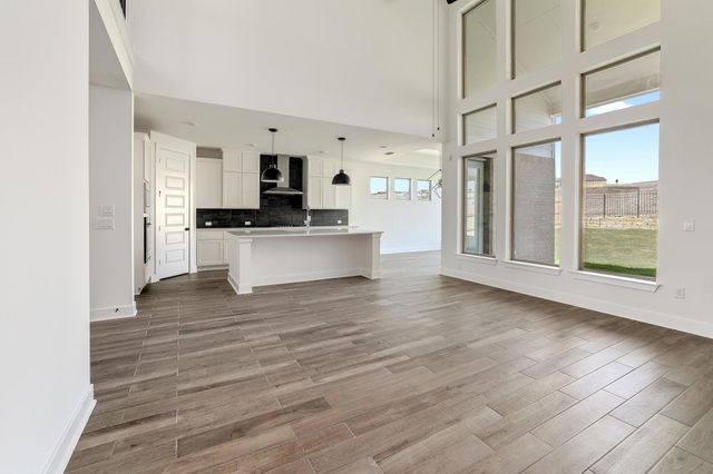 8004 Royal Mint CV, Lago Vista, TX 78645