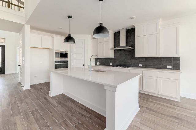 8004 Royal Mint CV, Lago Vista, TX 78645