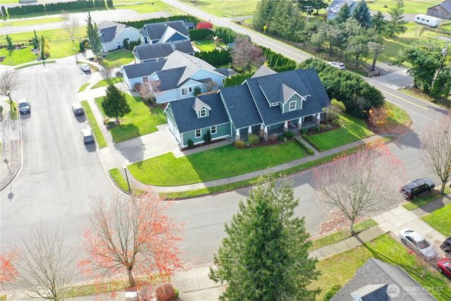 885 Sunrise Drive, Lynden, WA 98264