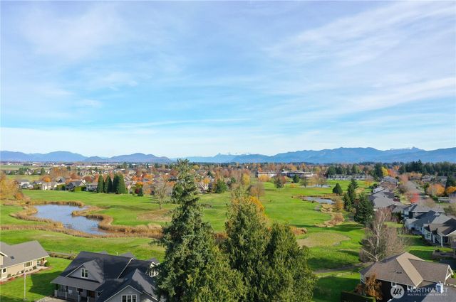 885 Sunrise Drive, Lynden, WA 98264