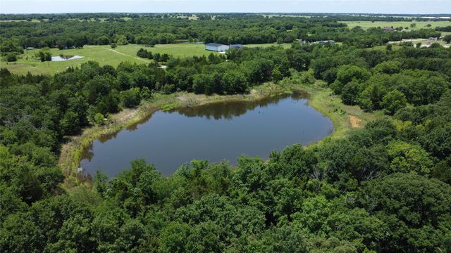 527 Copperas Road, Whitesboro, TX 76264