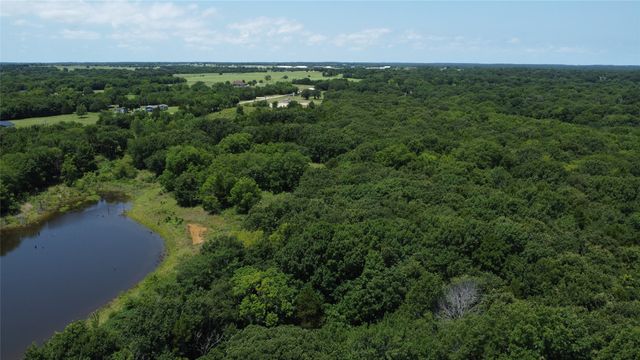 527 Copperas Road, Whitesboro, TX 76264