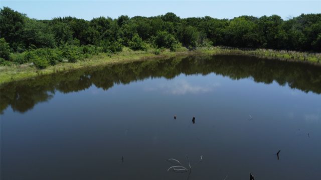 527 Copperas Road, Whitesboro, TX 76264