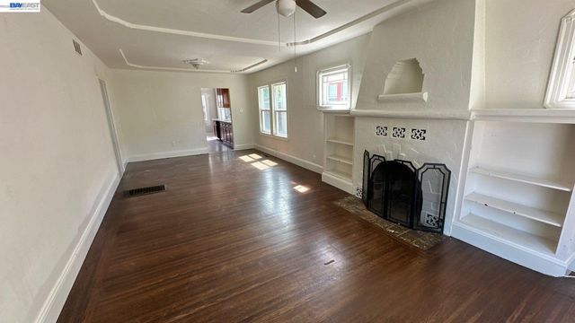 1343 Birch St, Pittsburg, CA 94565