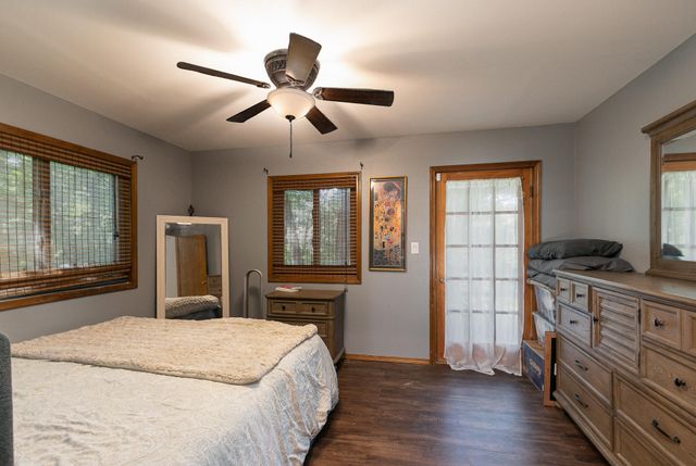 811 Rainbow Valley Drive, Highlandville, MO 65669
